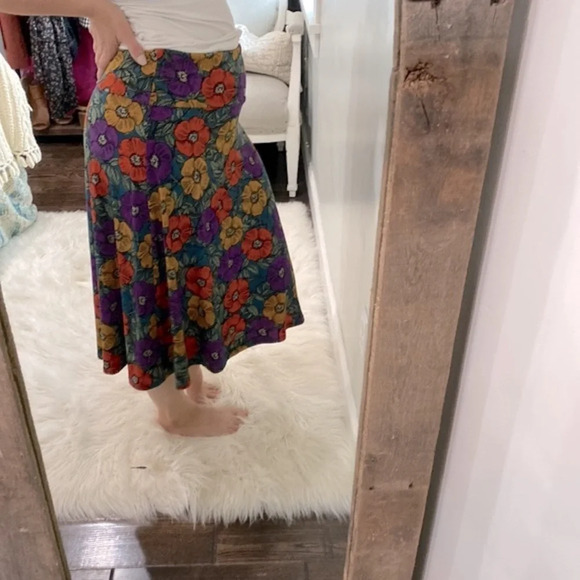 Lularoe floral skirt size XLarge - Picture 2 of 8